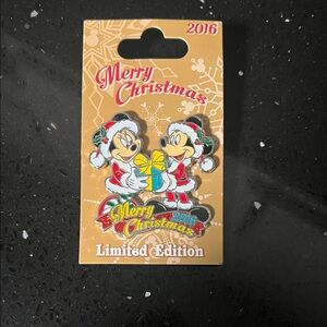 2016 Christmas Disney Pin